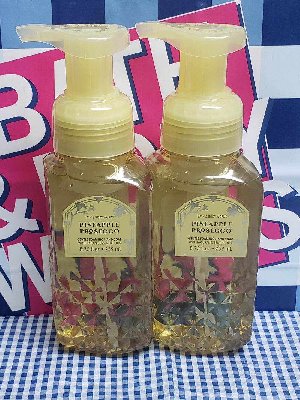 BBW Pineapple Prosecco Gentle Foaming Hand Soap w. Natural Essential Oil 2 Pack